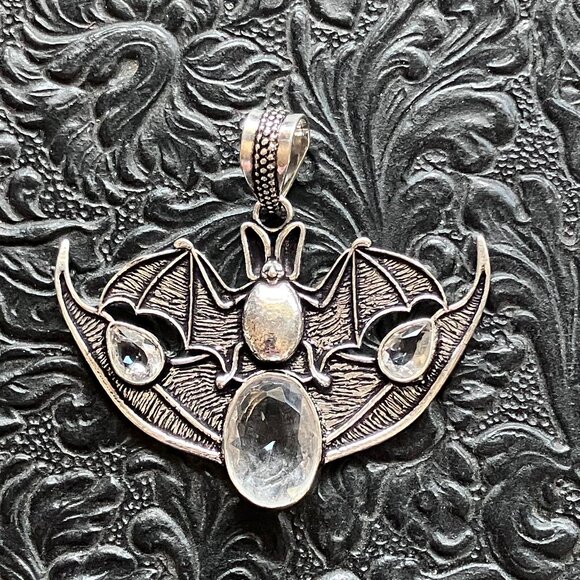 Halloween Flying Vampire Bat Colorless Topaz Gemstone Pendant - Picture 8 of 8